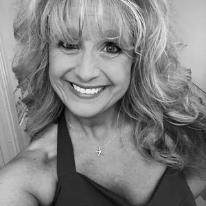 Meet your Posher, Rhonda